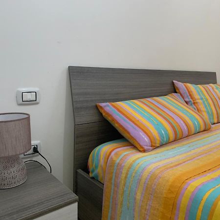 Toto House Apartment Mesagne Luaran gambar